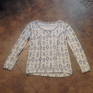 Maurice's Sweater.‎ Size M.